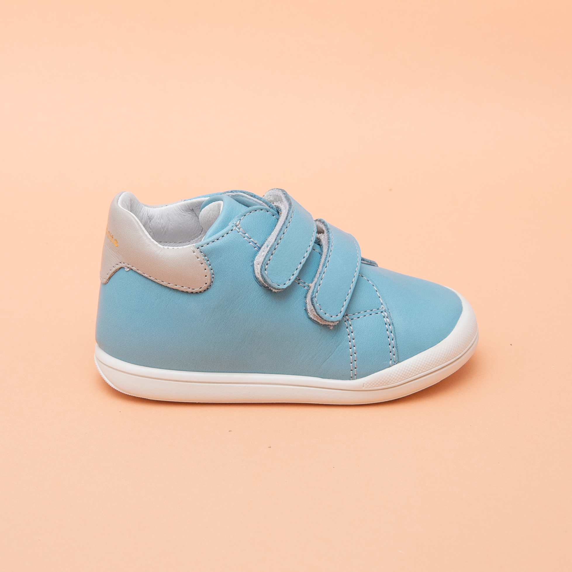 FIDJI-CUIR BLEU CIEL (409-211)